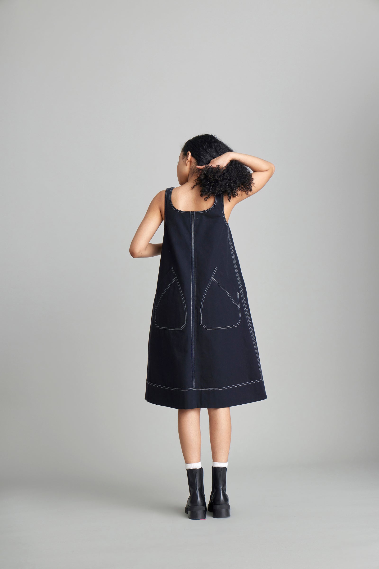 Popover Dress Black