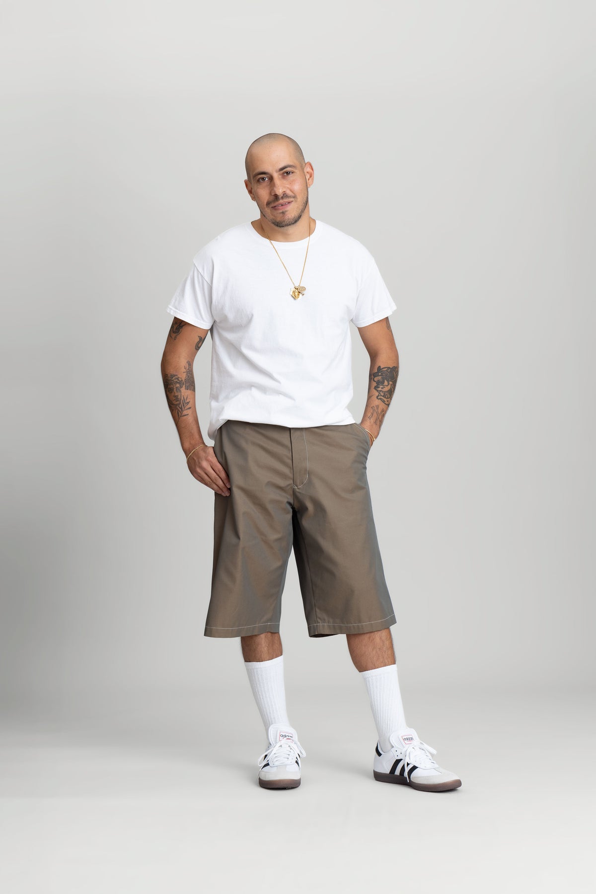 A.B. Chino Shorts : Olive
