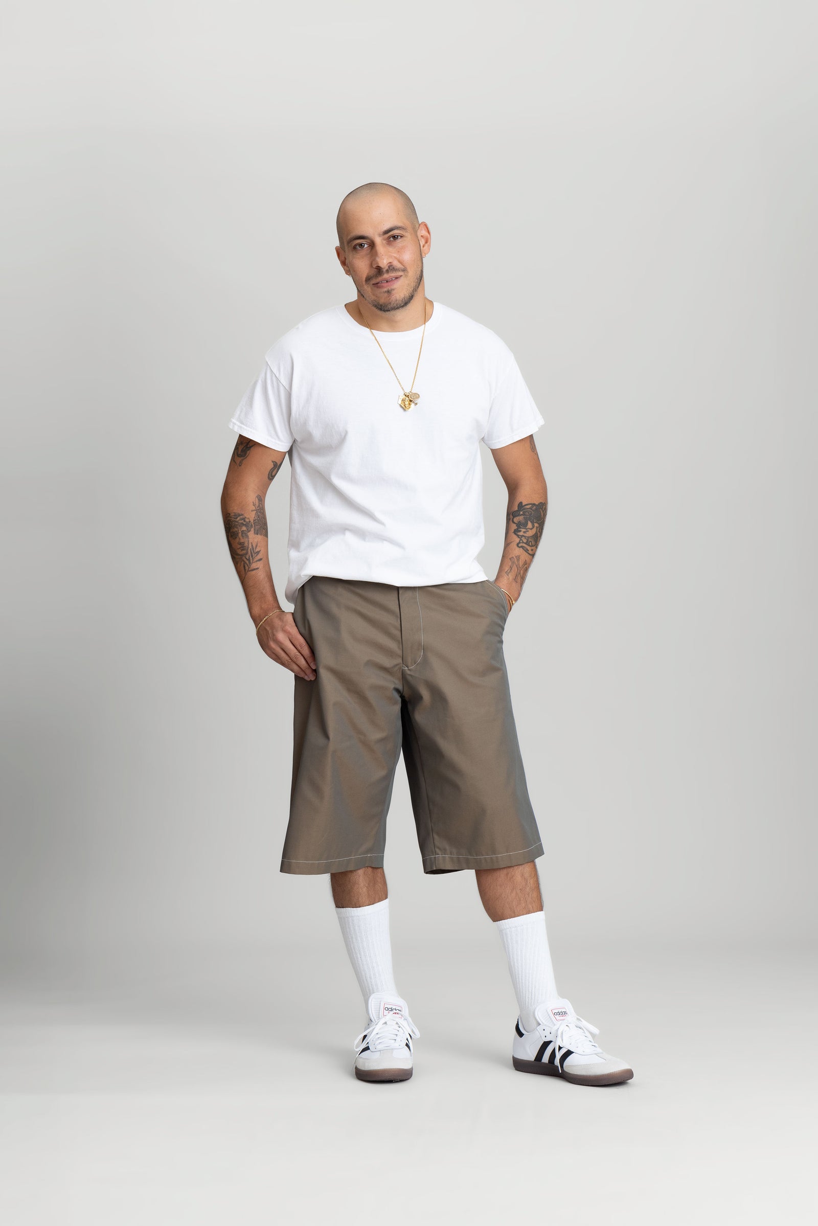 A.B. Chino Shorts : Olive